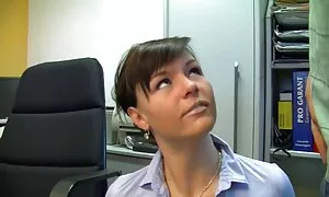 Un momento mature porche italiane di attenzione