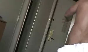 E la sua giovane segretaria porche mature video all'hotel